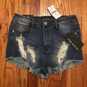 Fashion Nova Shorts NWT !